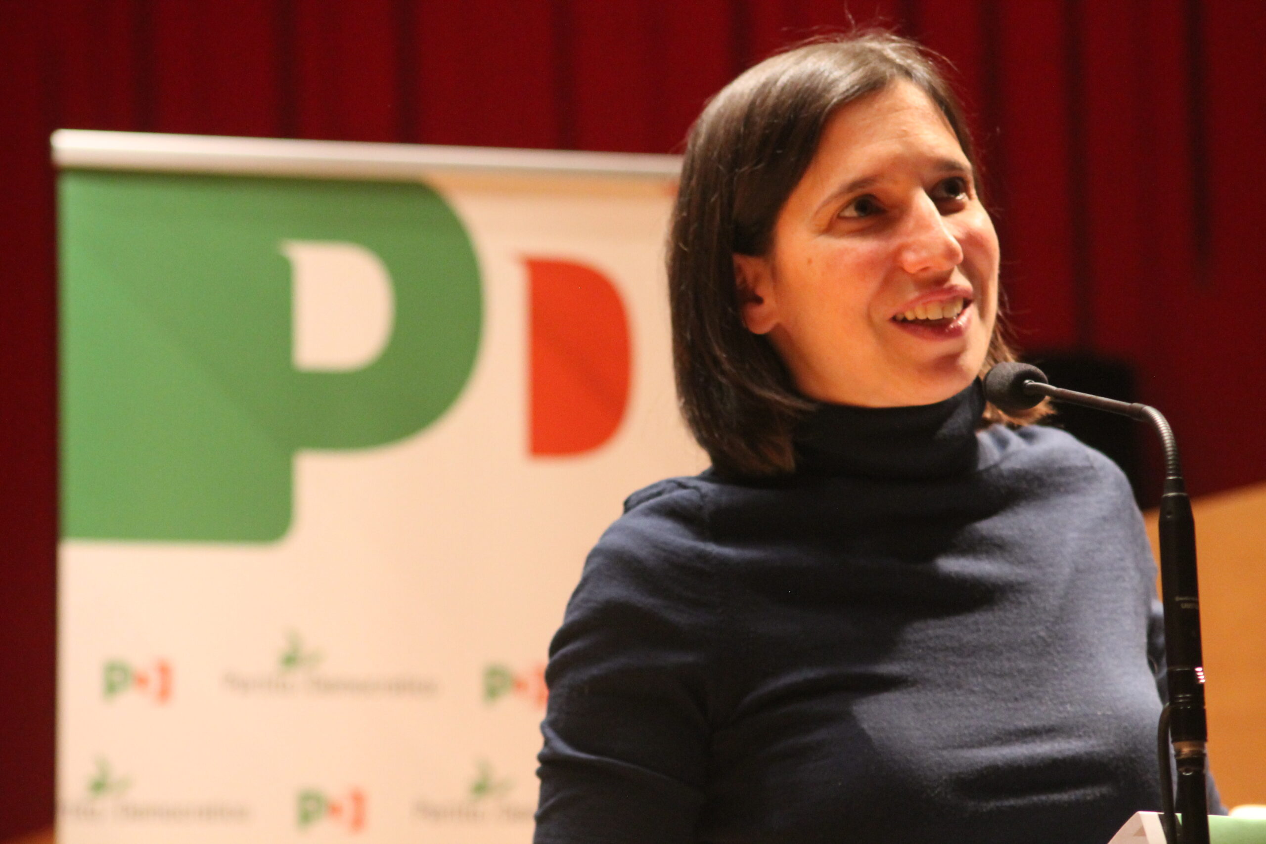 Elly Schlein all’Aquila a sostegno di Luciano D’Amico: “Siete di ispirazione, da voi speranza ed entusiasmo”