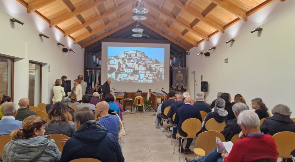 Storia, arte e ricerca scientifica: a Navelli un incontro sullo zafferano dell’Aquila Dop