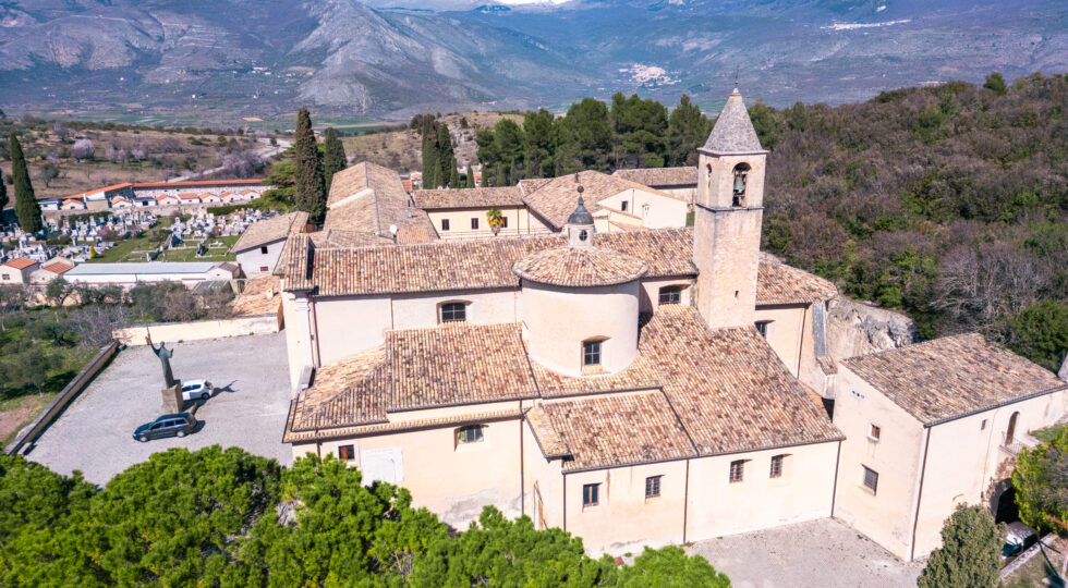 “Le Terre del Guerriero”: Francesco Di Leva e gli attori del NEST in un nuovo viaggio culturale