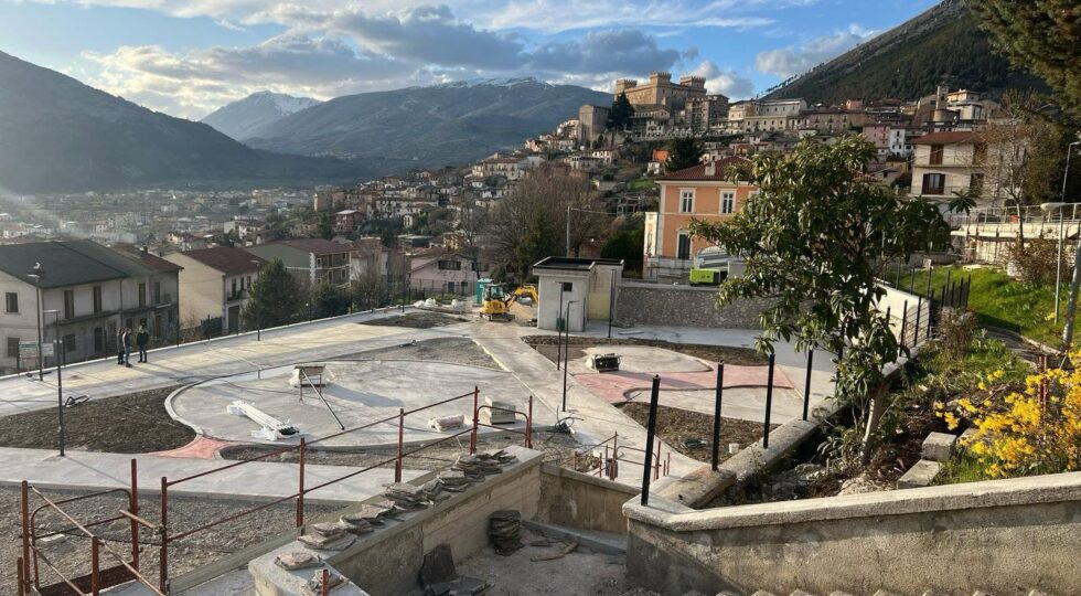 Celano, il Sindaco Santilli sulla scuola d’infanzia Piccolomini: “Investire sul futuro dei bambini”
