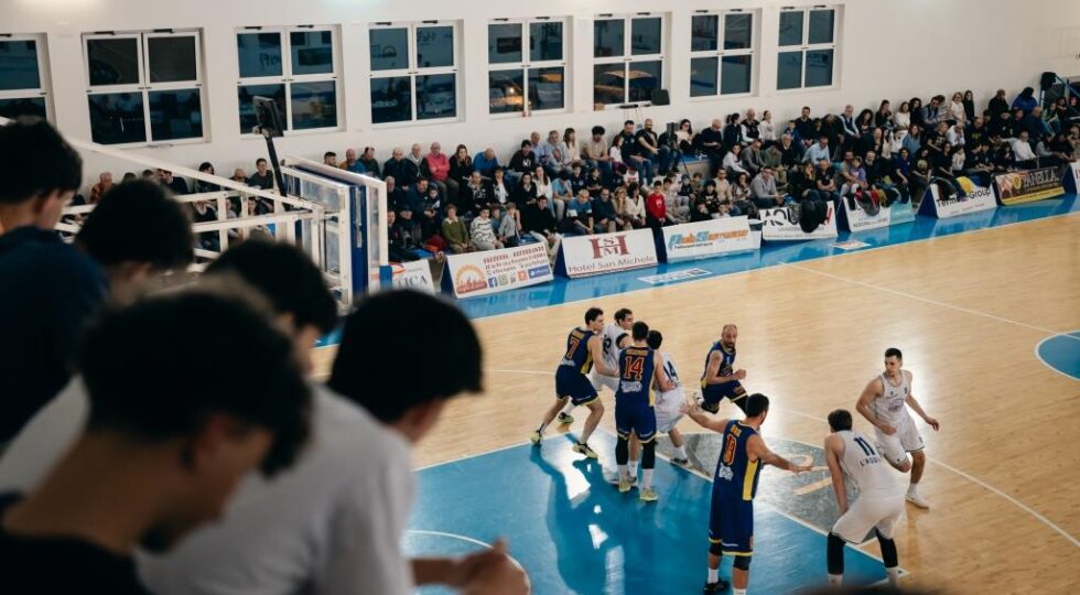Ultima giornata Girone Play-In Gold di B, il Nuovo Basket Aquilano riceve la vice capolista Recanati