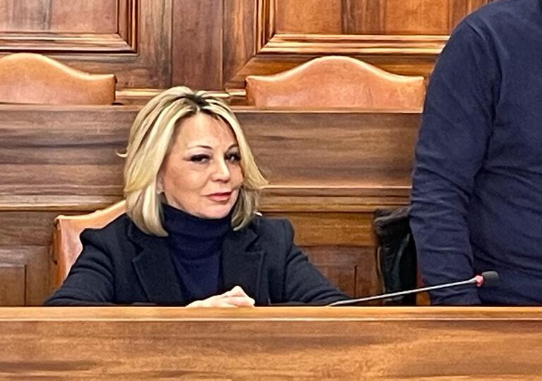Sanità, la denuncia dalla Marsica: “Emergenze mai risolte, dalla Asl 1 silenzio”