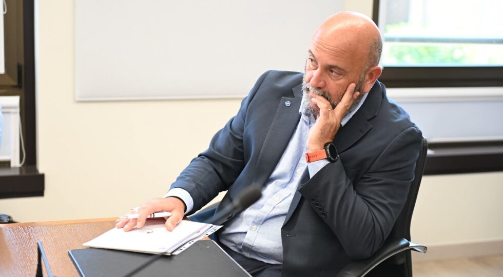 Abruzzo – UGL Salute: “Liste d’attesa, impressionante continuo arrampicarsi sugli specchi”