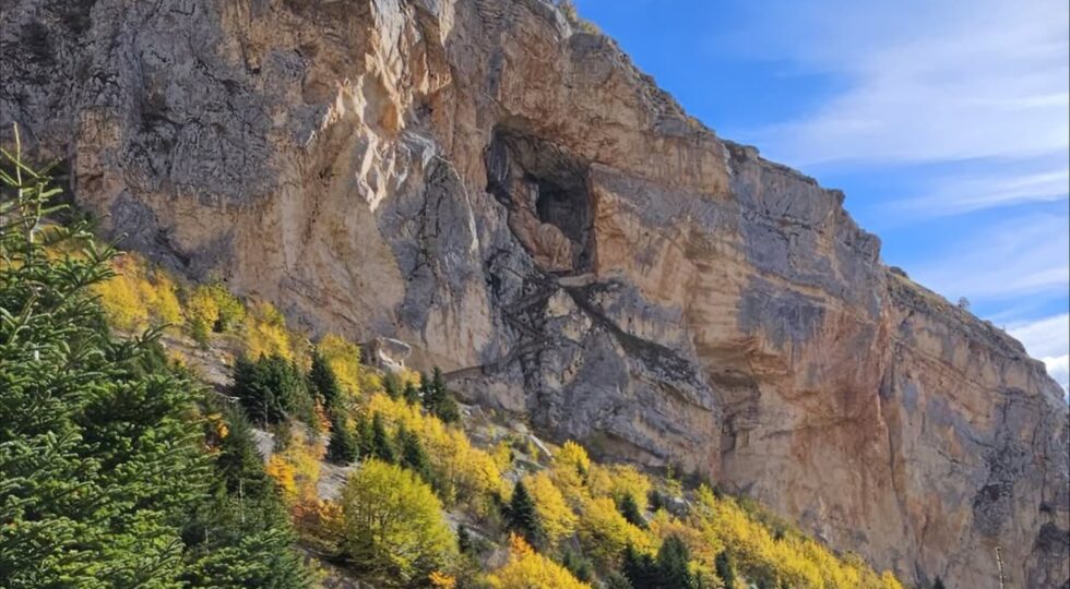 Lama dei Peligni e Taranta Peligna, festa di fine stagione 2025 alle Grotte del Cavallone