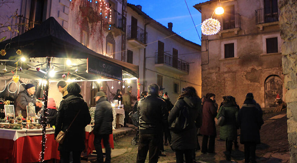 Natale nel Borgo di Tussio 2025: tornano i mercatini tra cibo, food e musica
