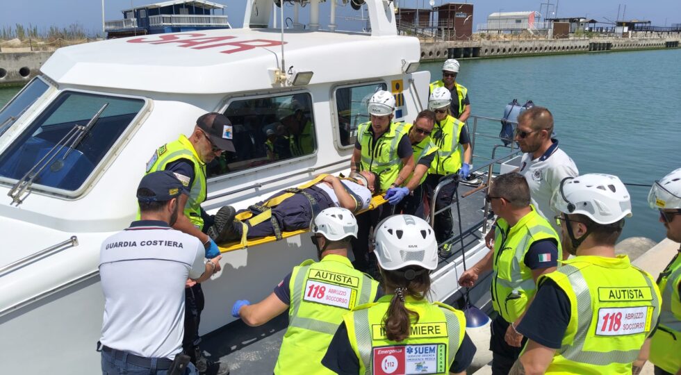 Maxiemergenza simulata a Pescara: la ASL testa il coordinamento tra 118, ospedale e soccorsi in mare