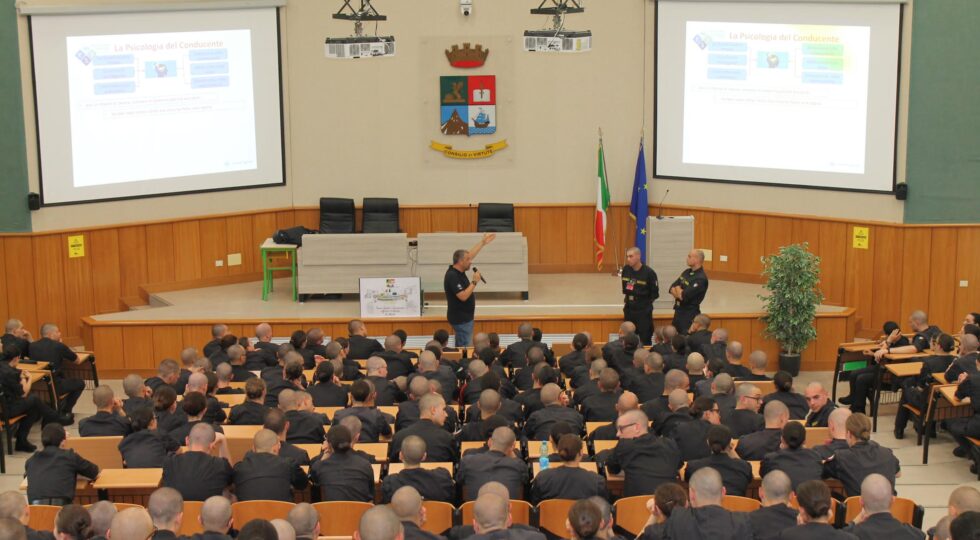 Guida sicura ACI, 1.800 finanzieri già formati all’Aquila