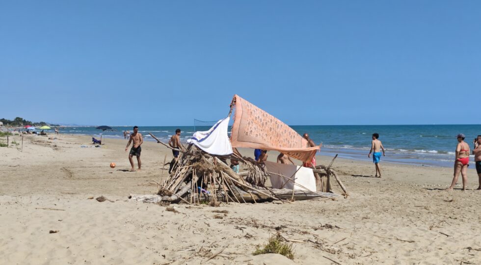 Riserva del Borsacchio, monitoraggio a Ferragosto: criticità tra le dune. Volontari: “Serve gestione strutturale”