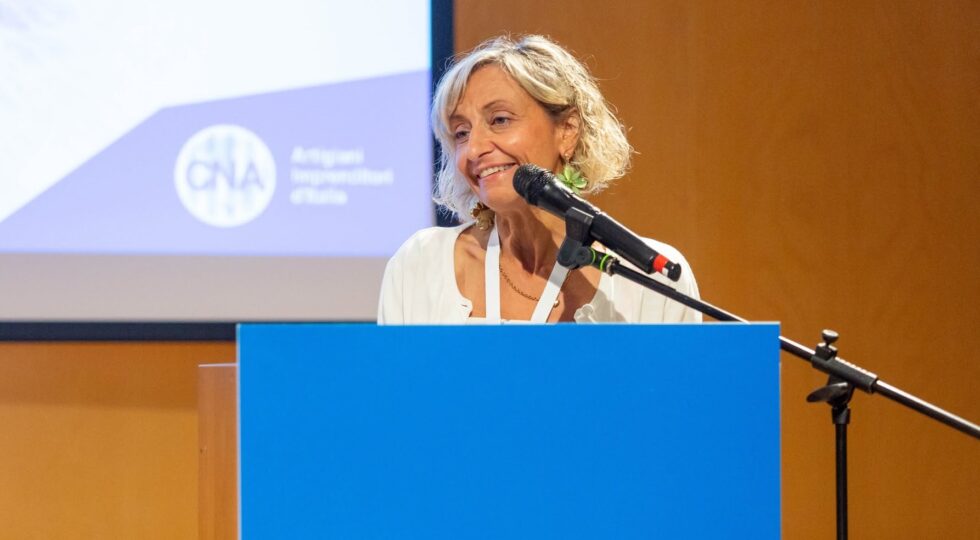 Dalla lana al Compasso d’Oro: il plauso di Magnacca alla ricerca abruzzese