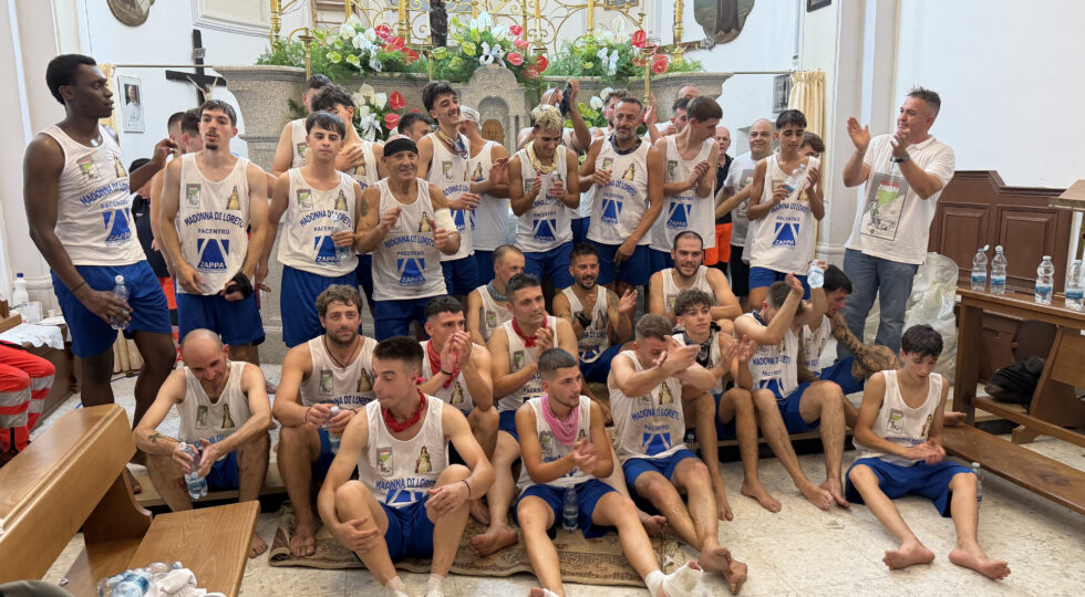 Pacentro, Daniele Silvestri vince la Corsa degli Zingari