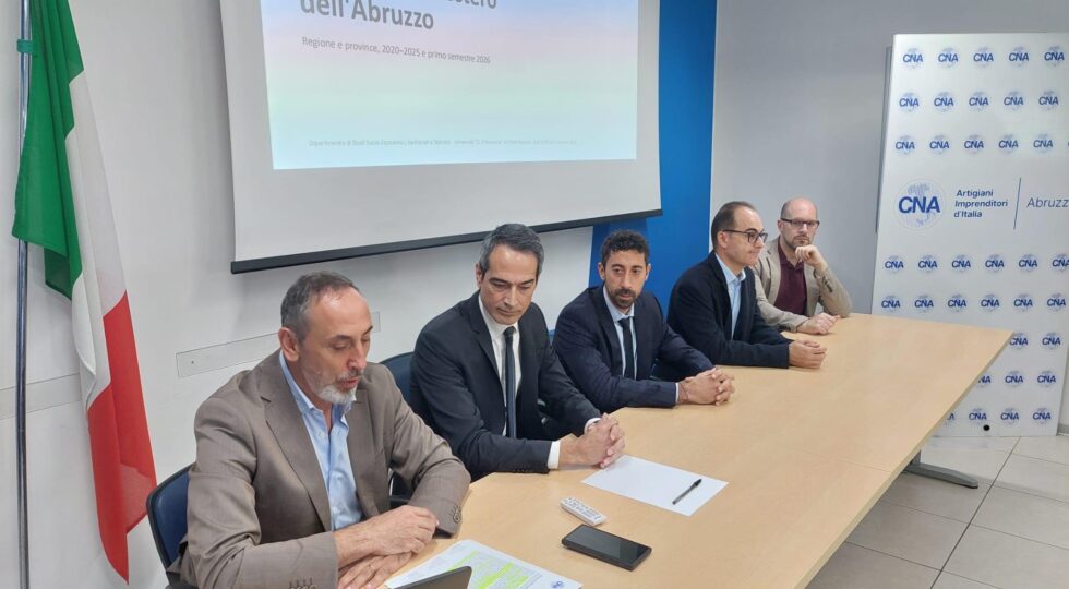 Abruzzo, commercio estero: saldo record dal 2020